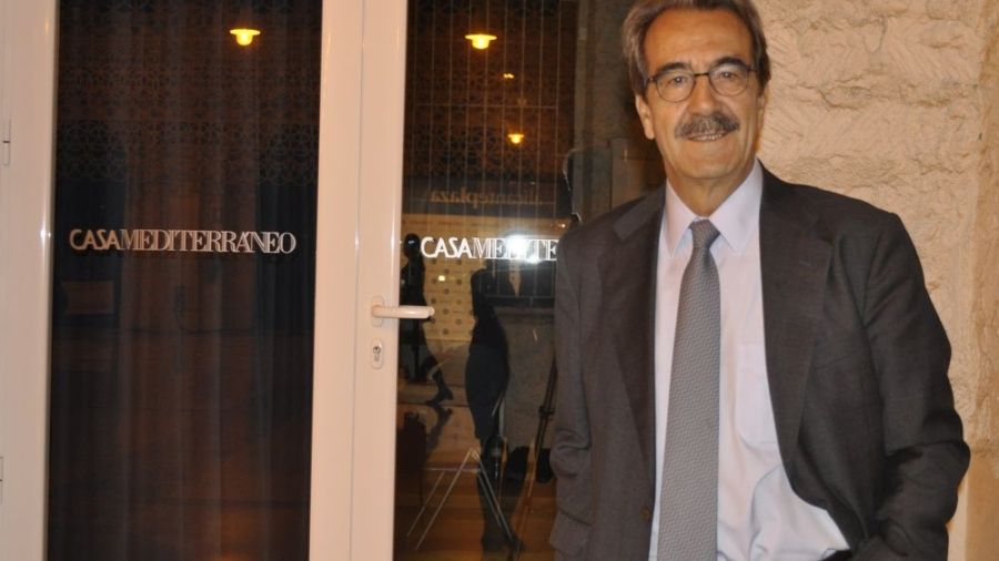 Emilio Ontiveros - © María Gilabert / Revista Casa Mediterráneo.