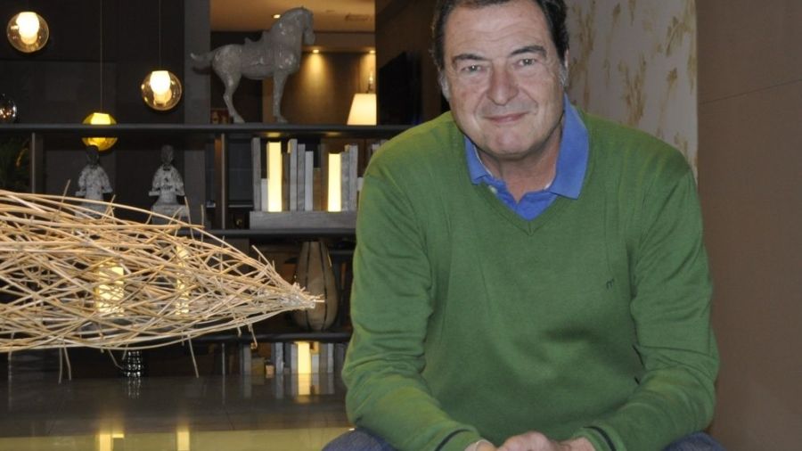 El escritor Guillermo Rubio - © María Gilabert / Revista Casa Mediterráneo.