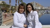 Las chefs Mª José San Román y Lamia Chehayeb en la terraza del Restaurante Monastrell - © María Gilabert / Revista Casa Mediterráneo.