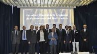 Representantes de la Academia de Gastronomía del Mediterráneo junto a las autoridades de la provincia - © María Gilabert / Revista Casa Mediterráneo.