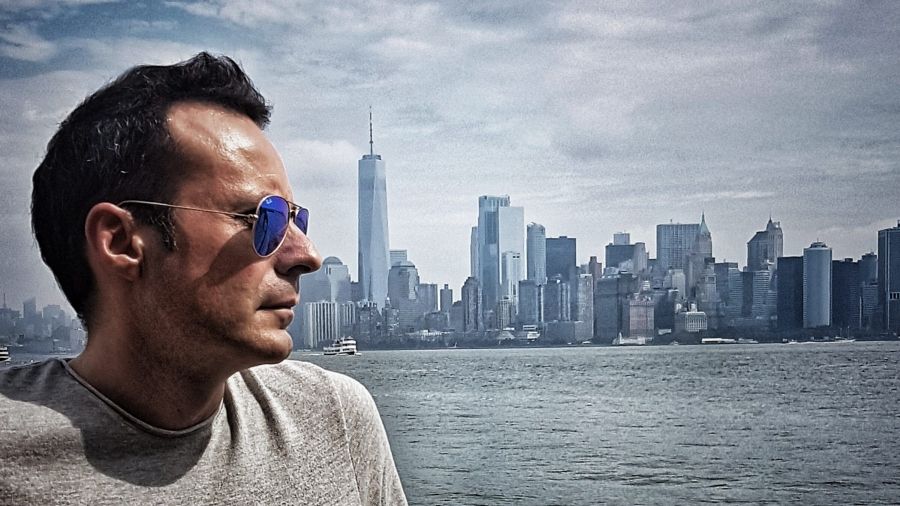 Carlos Fidalgo en Nueva York en 2017. Foto del libro 'Stuka'.