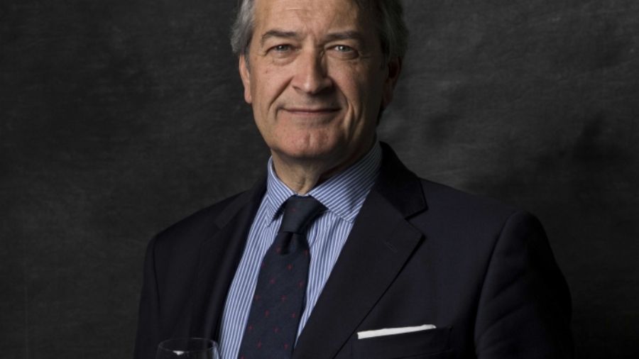 César Saldaña.