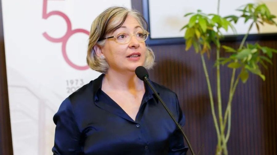 Carmen J. Nieto.