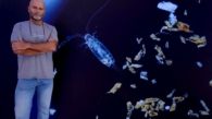 Ángel Fitor ante una de las imágenes de su exposición 'Mare Lucidum'.