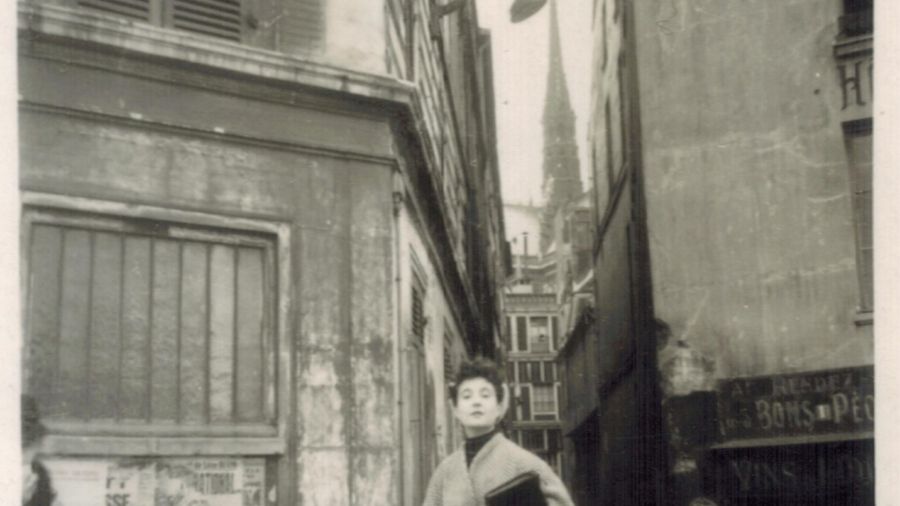 Juana Francés en París (1953).