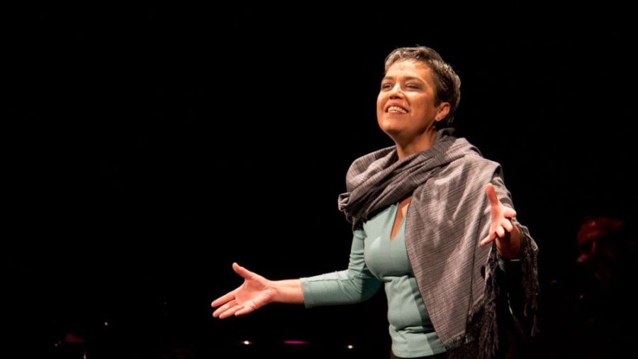 Martha Escudero.